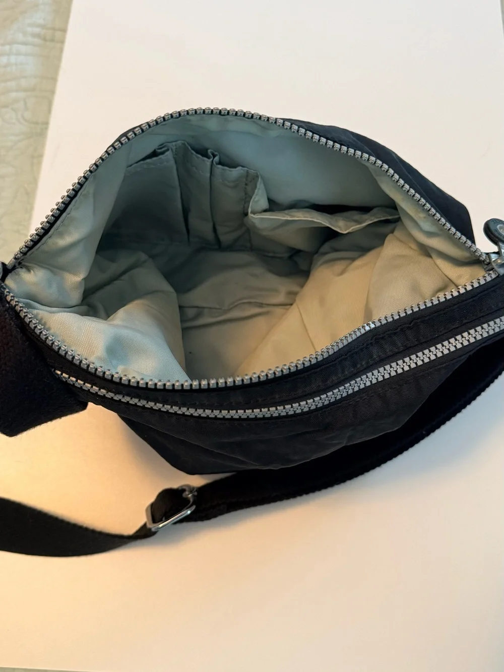 Kipling compact crossbody